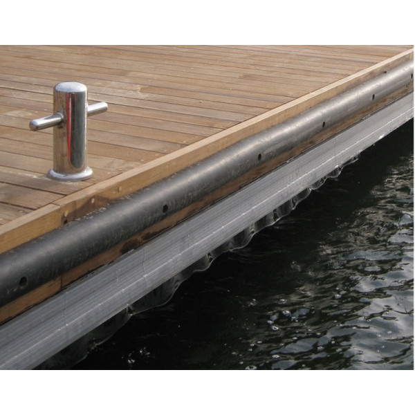 Profilo per cordonatura pontili, moli e pali da ormeggio. Profilo per scafi battelli grandi dimensioni.Accessori per Ancoraggio 